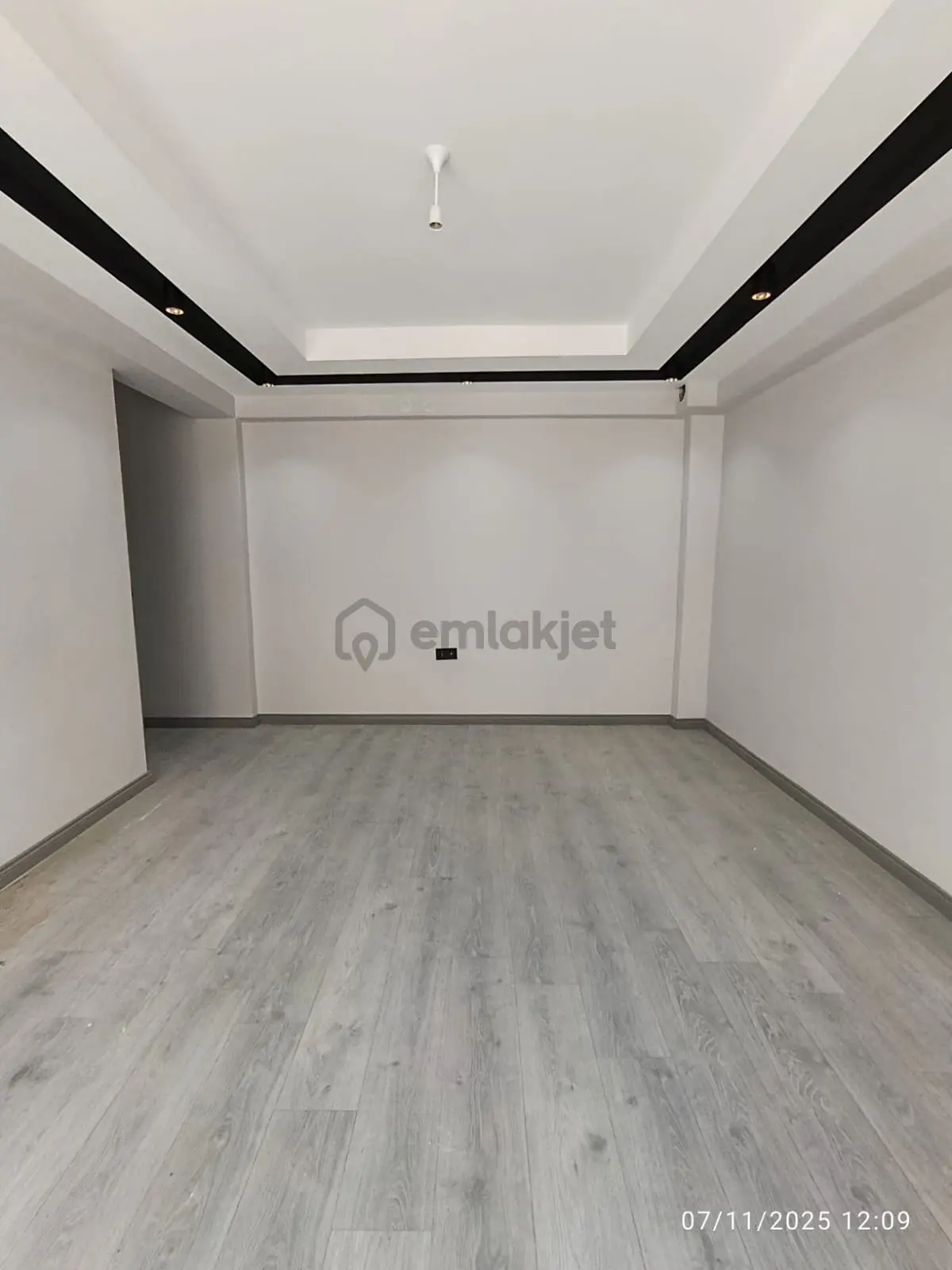 Çamlıca Mahallesinde Satılık 3+1 Daire - 6