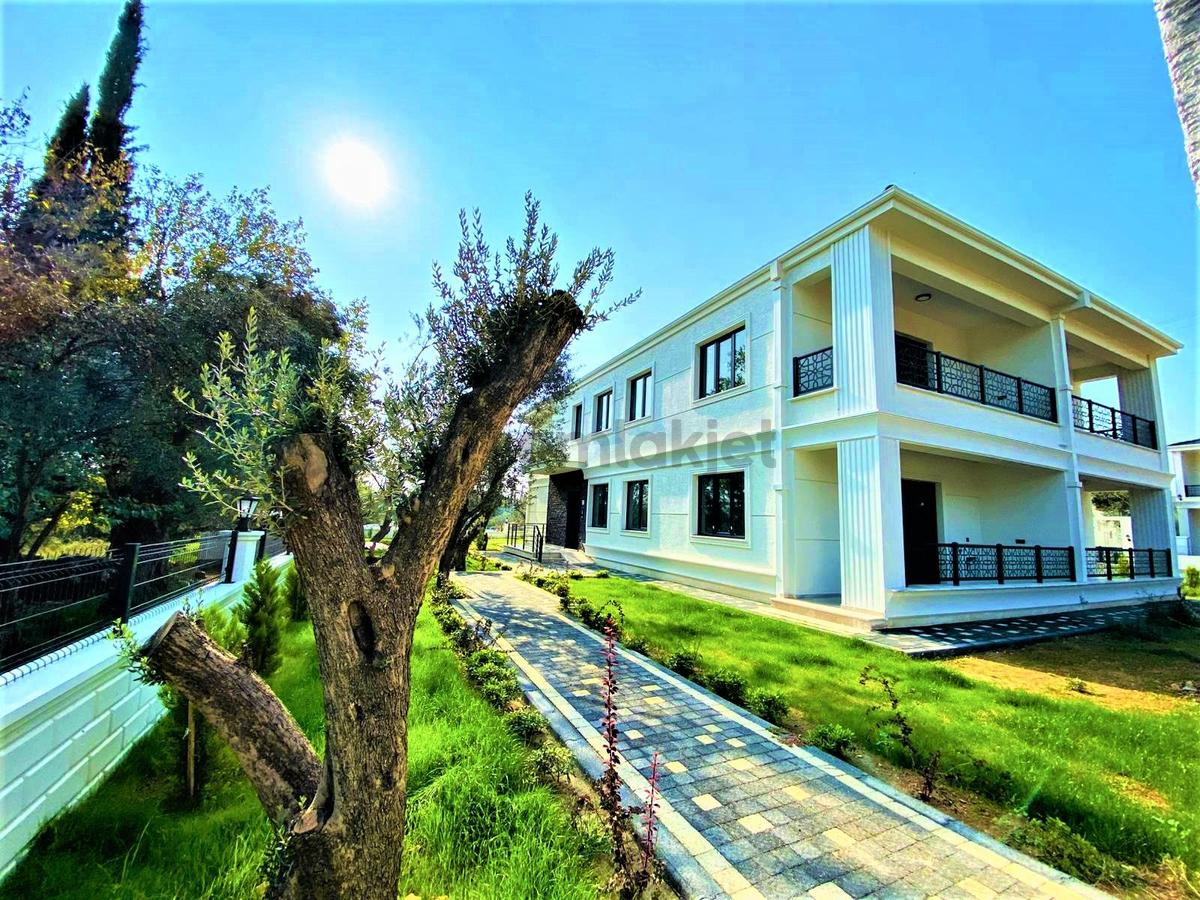 Güre De 2+1 Geniş Bahçe Kullanımlı Satılık Daire