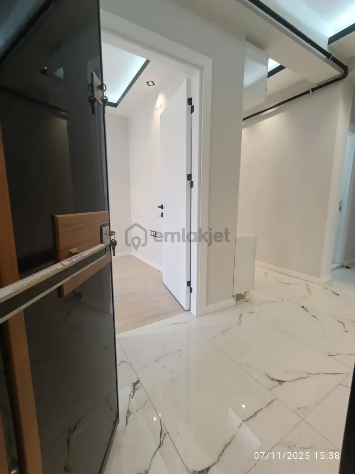 Çamlıca Mahallesinde Satılık Sıfır 3+1 Daire - 21