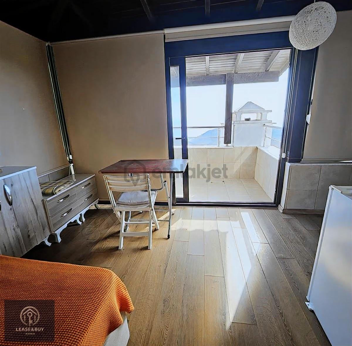 Bağla Aytur Sitesinde Müstakil Deniz Manzaralı Triplex Daire. - 12
