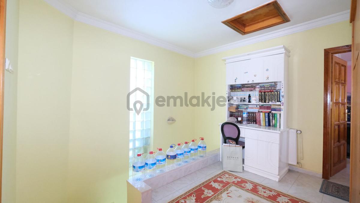 Gölbaşı Gökkuşağı Sitesinde Satılık Triplex Köşe Villa - 10