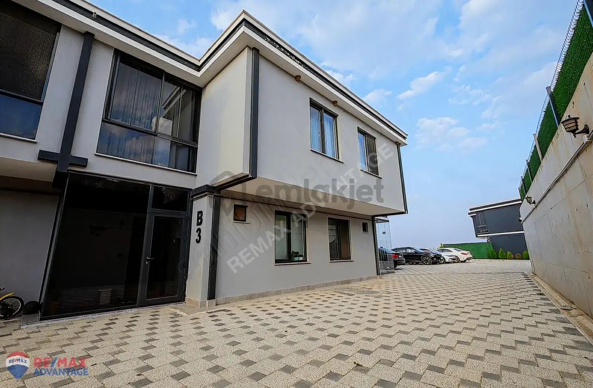 Remax Advantage'den Kayapa Da Özel Yapım Satılık Villa - 24