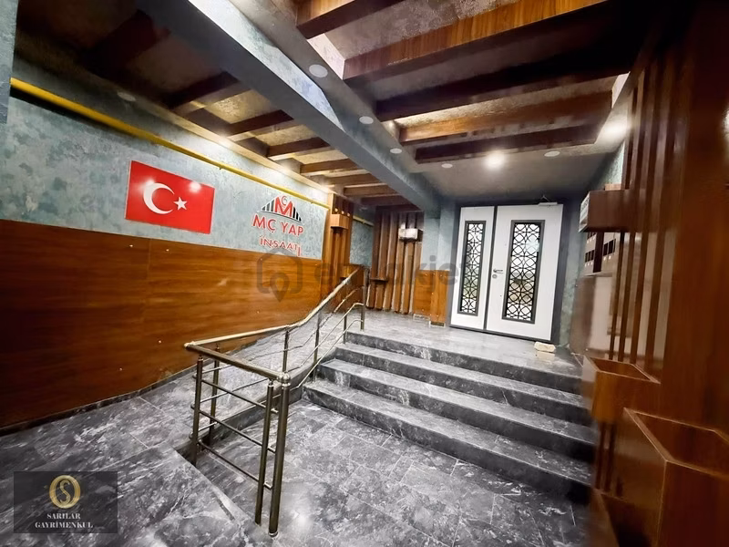 Sarılar Gm'den Batıkent Mah Ebeveyn Banyolu Özel Garajlı 3+1 - 2