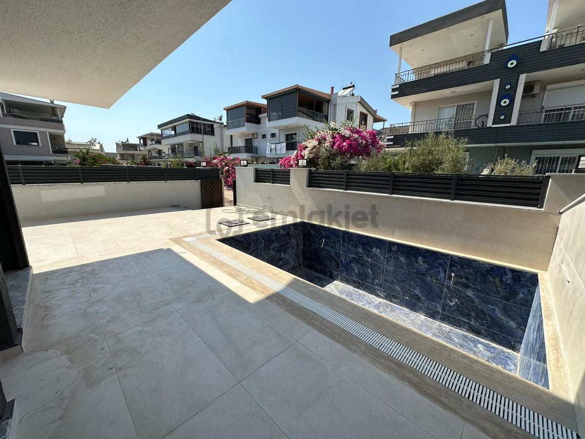 Didim Efelerde 4+1 Havuzlu Villa - 3