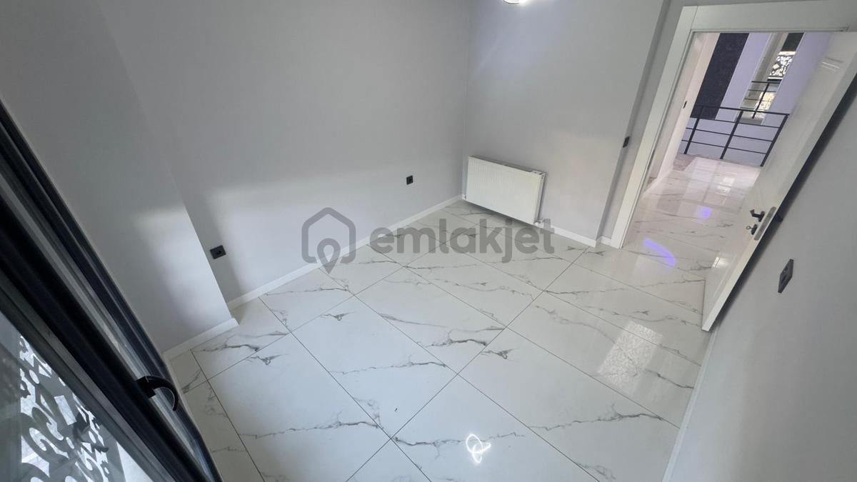 Güre Çamlıbel'de Denize 300 Metre Mesafe'de 4+1 Villa - 18
