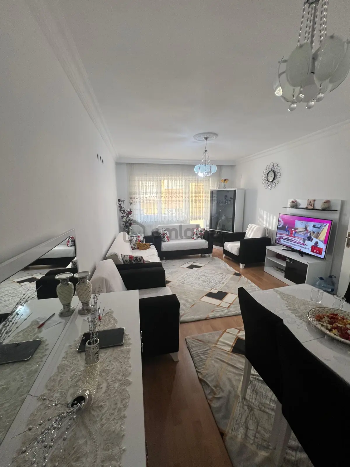 Uyanış Mahallesi'nde Cadde Üzerinde 2+1 Daire! - 4