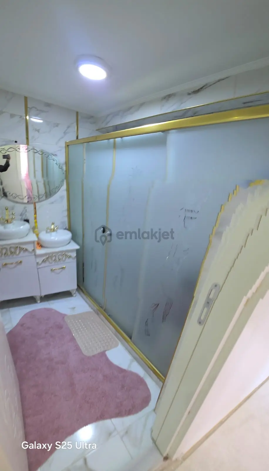 Kaçmaz'dan Mega Center Bitişiğinde 4+1 Satılık Fırsat Daire - 4