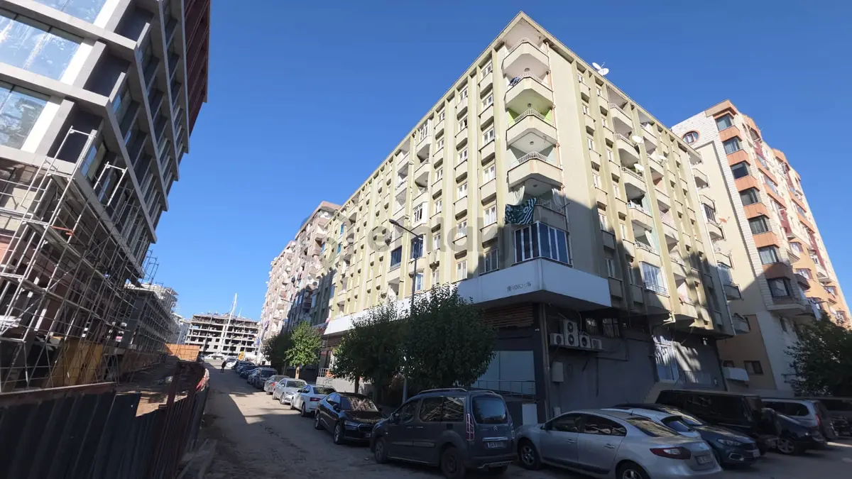 Kaçmaz'dan Mega Center Bitişiğinde 4+1 Satılık Fırsat Daire - 16