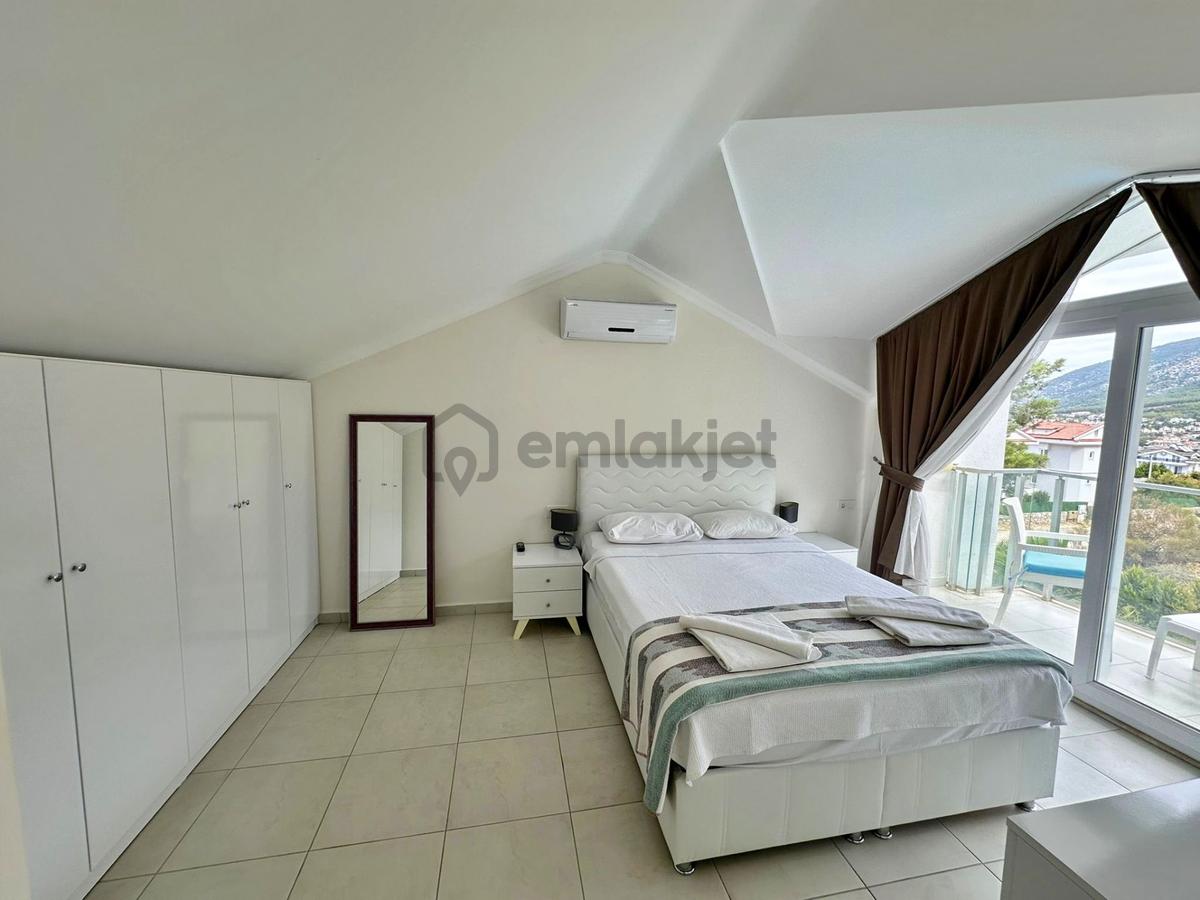 Ovacık'ta Satılık 4 Odalı Modern Villa - 16