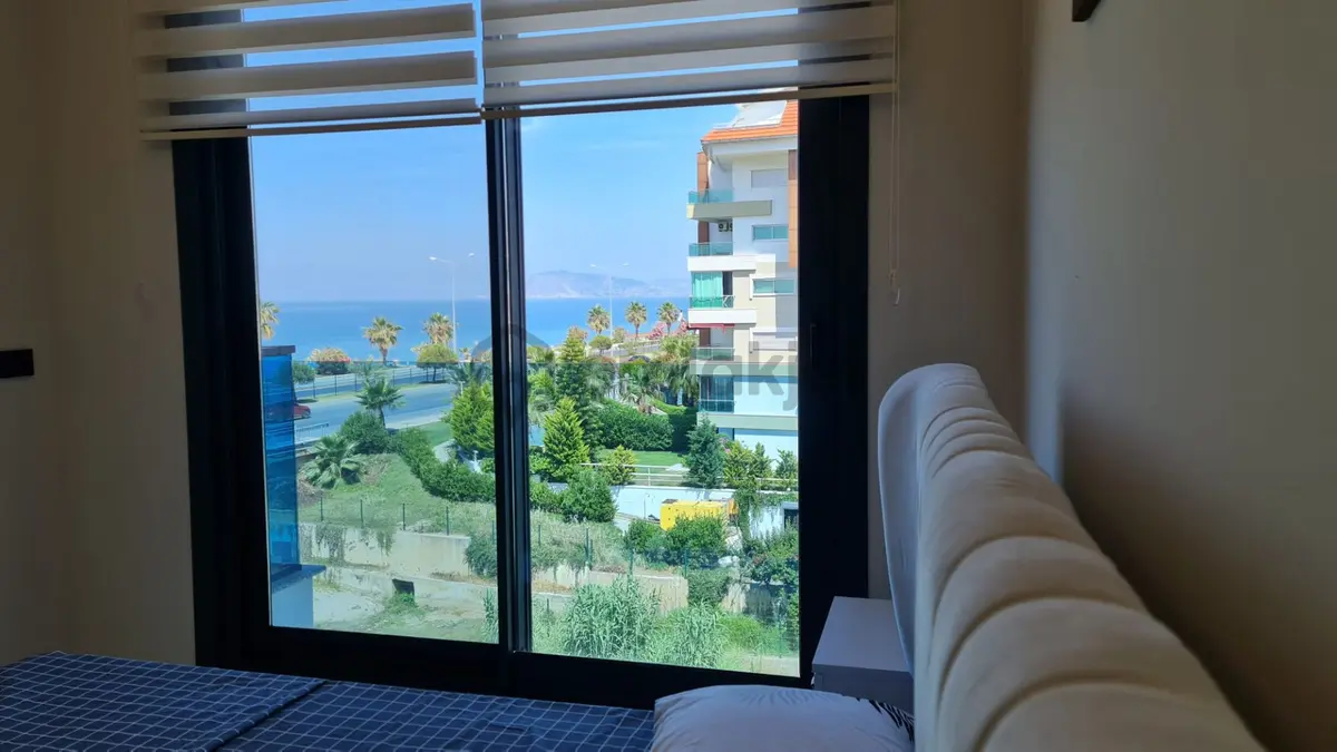 Kestelde Denize Sıfır Full Aktiviteli Sitede 2+1 Daire - 23