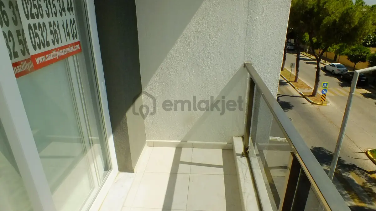 İsabeyli Cadde Üzerinde Kiralık 1 +1 Eşyalı Daire - 13