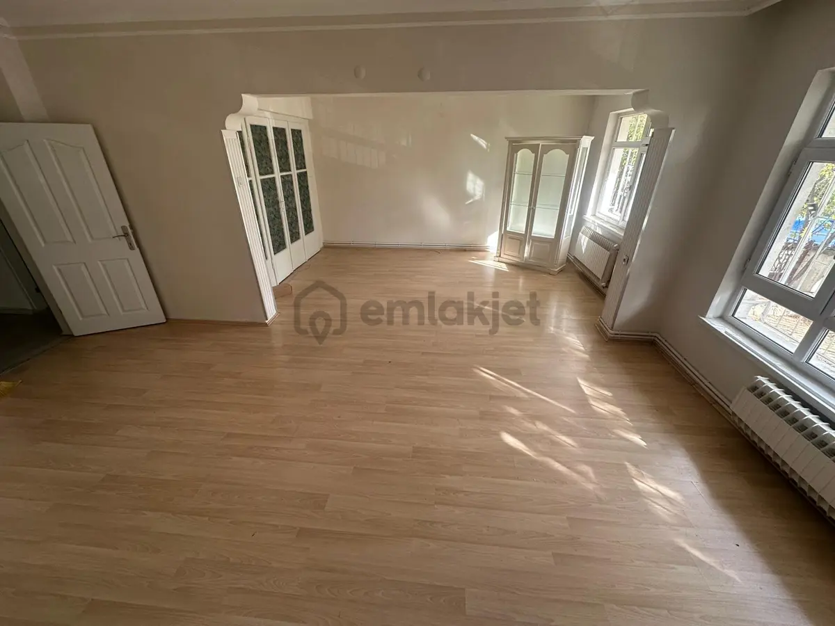 Pınarbaşı Mahallesi'nde Asansörlü Binada 3+1 Daire! - 7