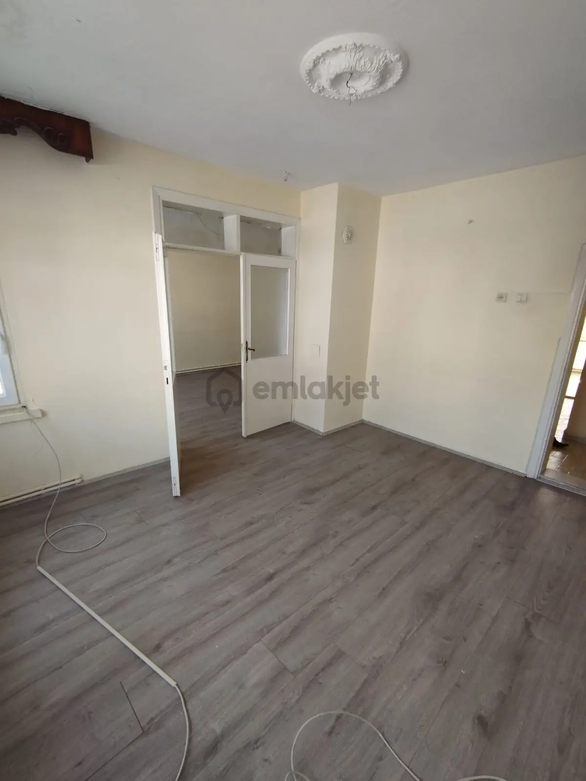 Afyon Hamidiye Mahallesinde Satılık 3+1 Daire - 4
