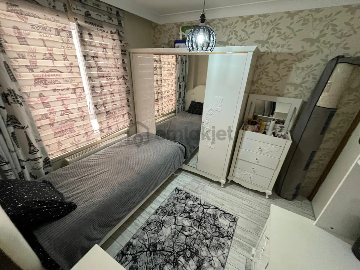 Yükseltepe Mahallesi'nde Cadde Üzerinde Katta 3+1 Daire! - 20