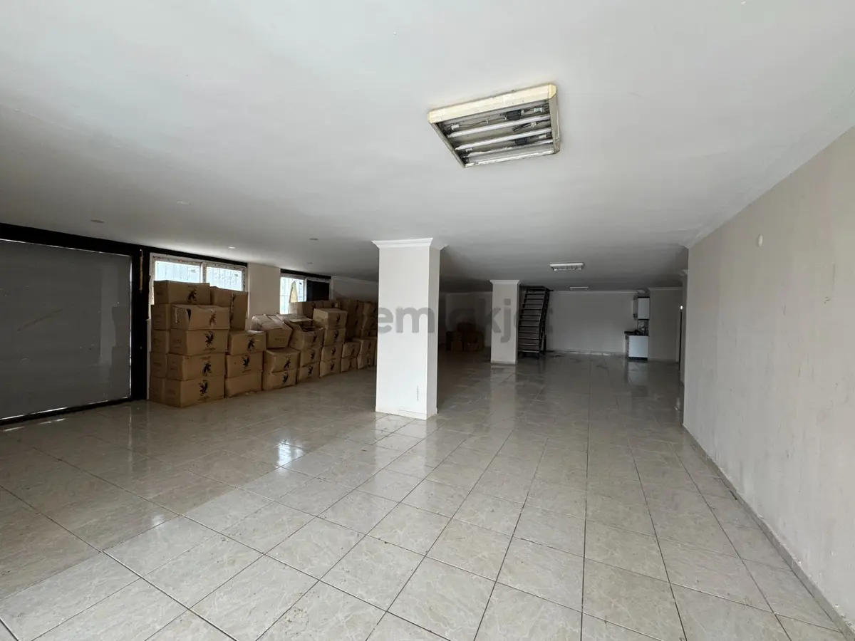 Düden Cadde Üzerinde 500 M² Üç Katlı Fırsat Dükkan - 13