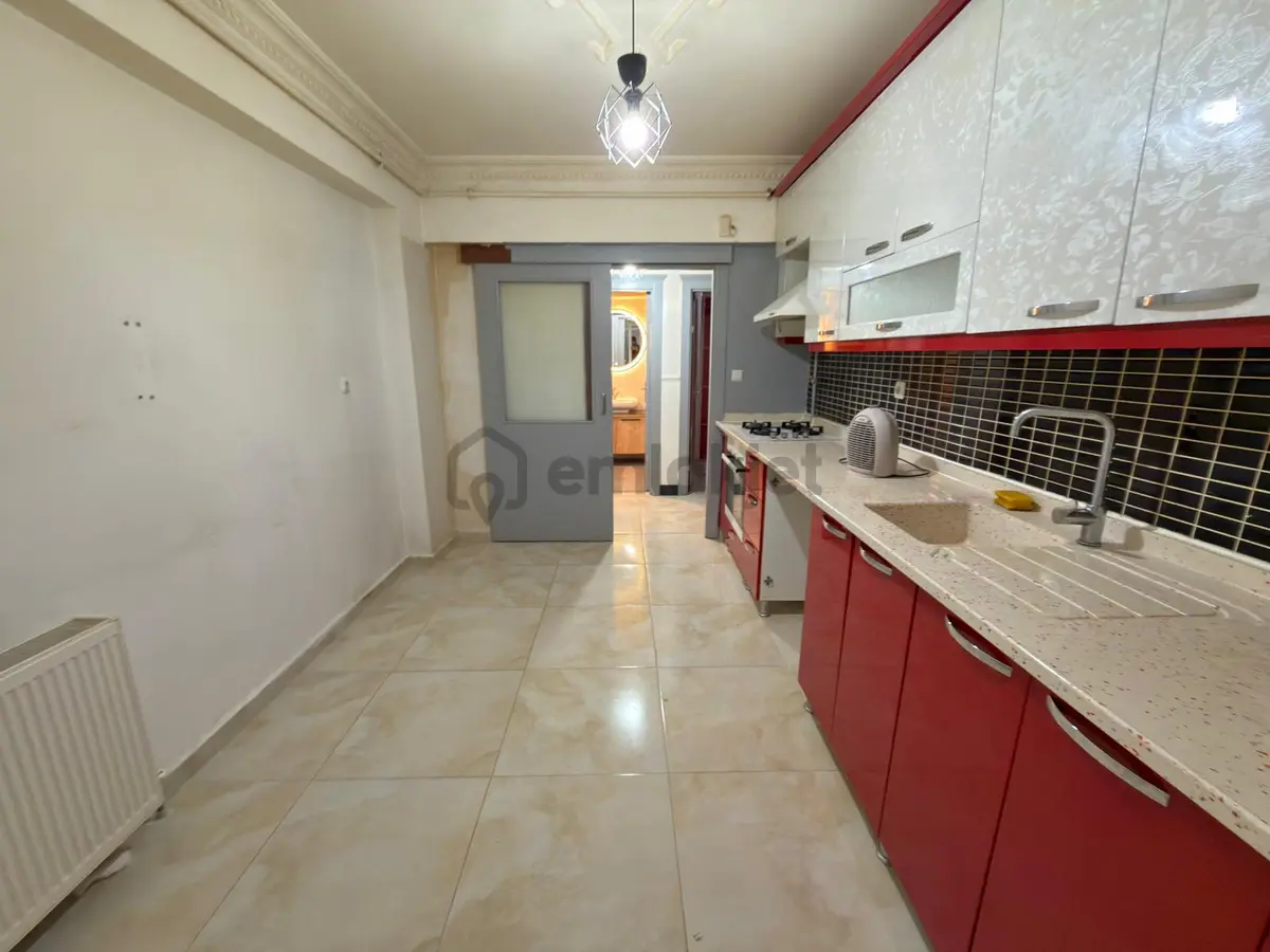 Osmangazi Mahallesi'nde Yeni Binada 4+1 Daire - 3