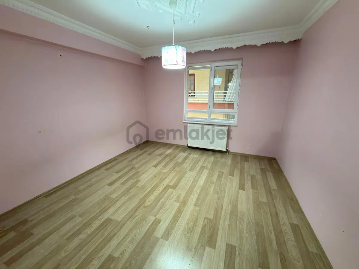 Osmangazi Mahallesi'nde Yeni Binada 4+1 Daire - 11