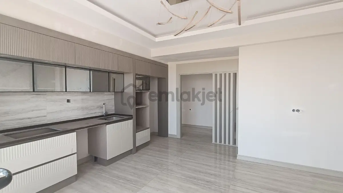 Teknokent Arkasi Star Plus Yapıda