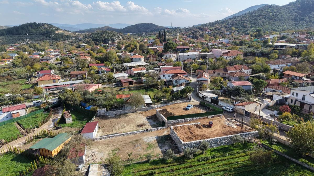 Değirmenderede Satılık 810 M2 İmarlı Taş Duvar Çevrili Muhteşem Arsa - 18