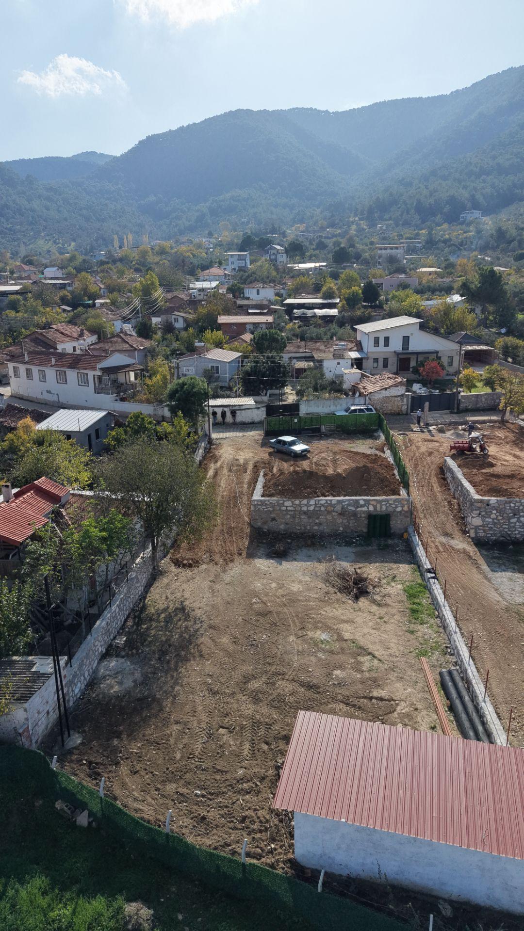 Değirmenderede Satılık 810 M2 İmarlı Taş Duvar Çevrili Muhteşem Arsa - 19