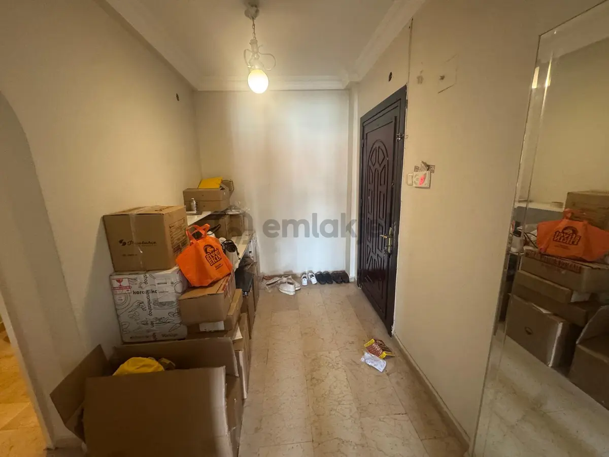 Necatibey Hanımeli Sokak'ta 1+1 Satılık Ofis - 9