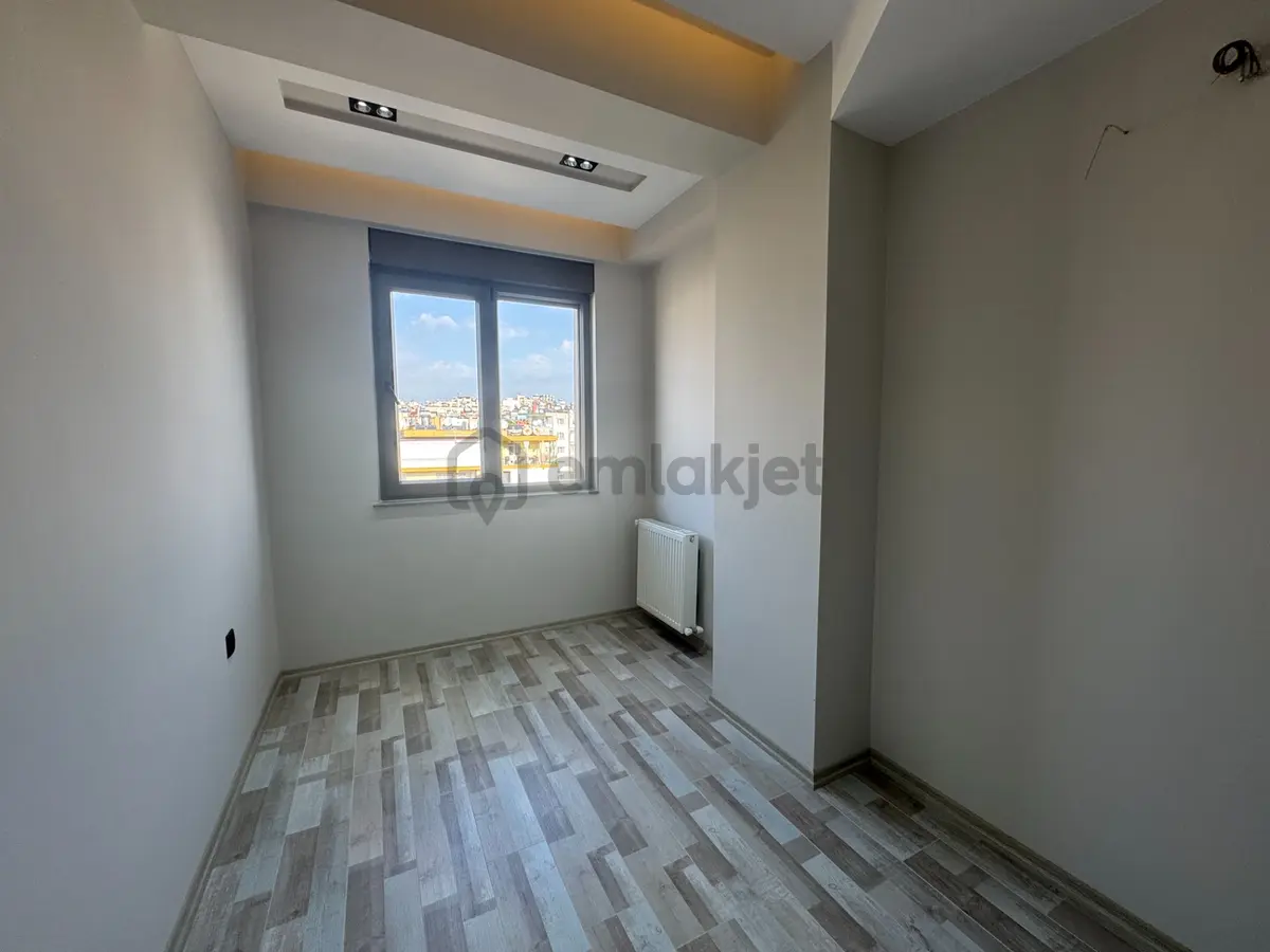 Zerdalilikte Lüks Yapılı K.otoparklı Şık Dubleksler - 18