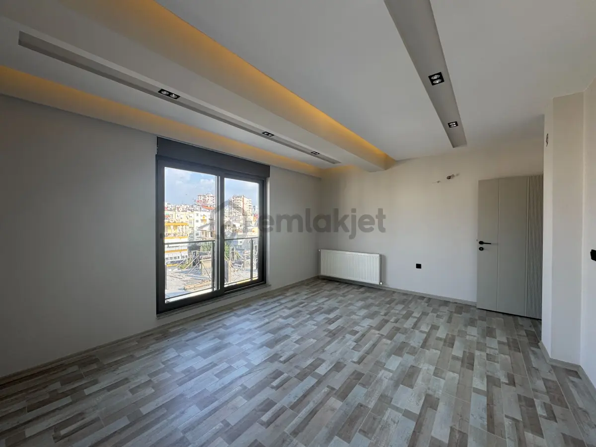 Zerdalilikte Lüks Yapılı K.otoparklı Şık Dubleksler - 10