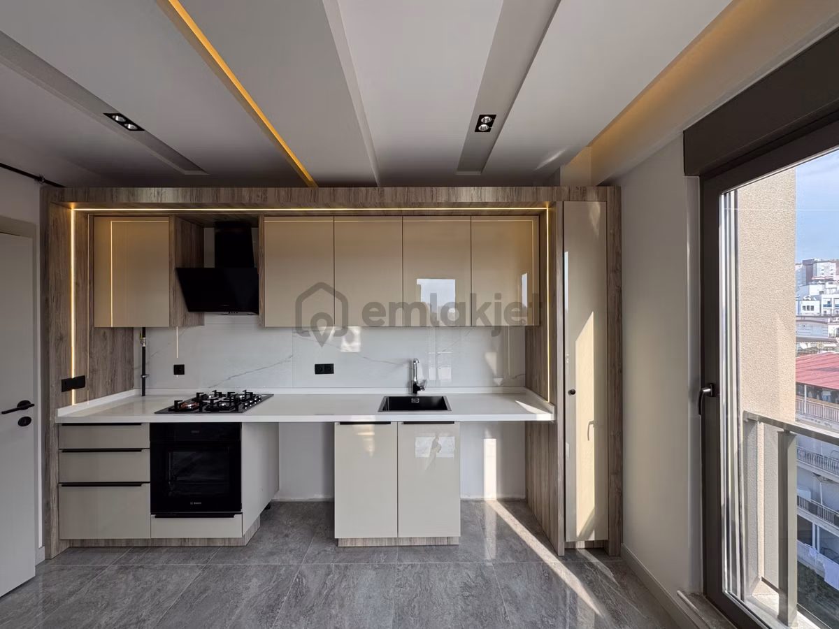 Zerdalilikte K.otoparklı Kombili Geniş Kullanışlı 3+1 Dubleks - 2