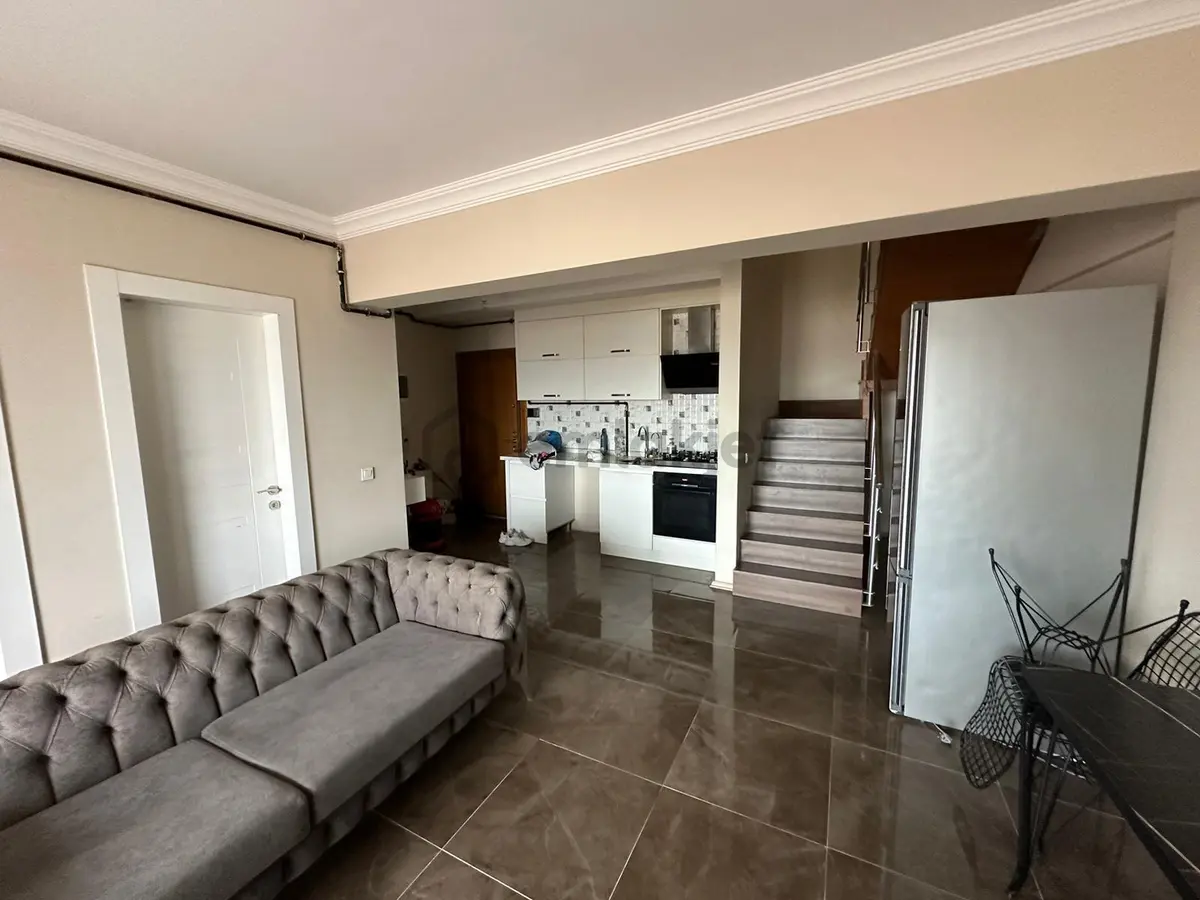 İstiklal Caddesi Üzerinde 5 Yıllık 3+1 Dublex Daire - 11