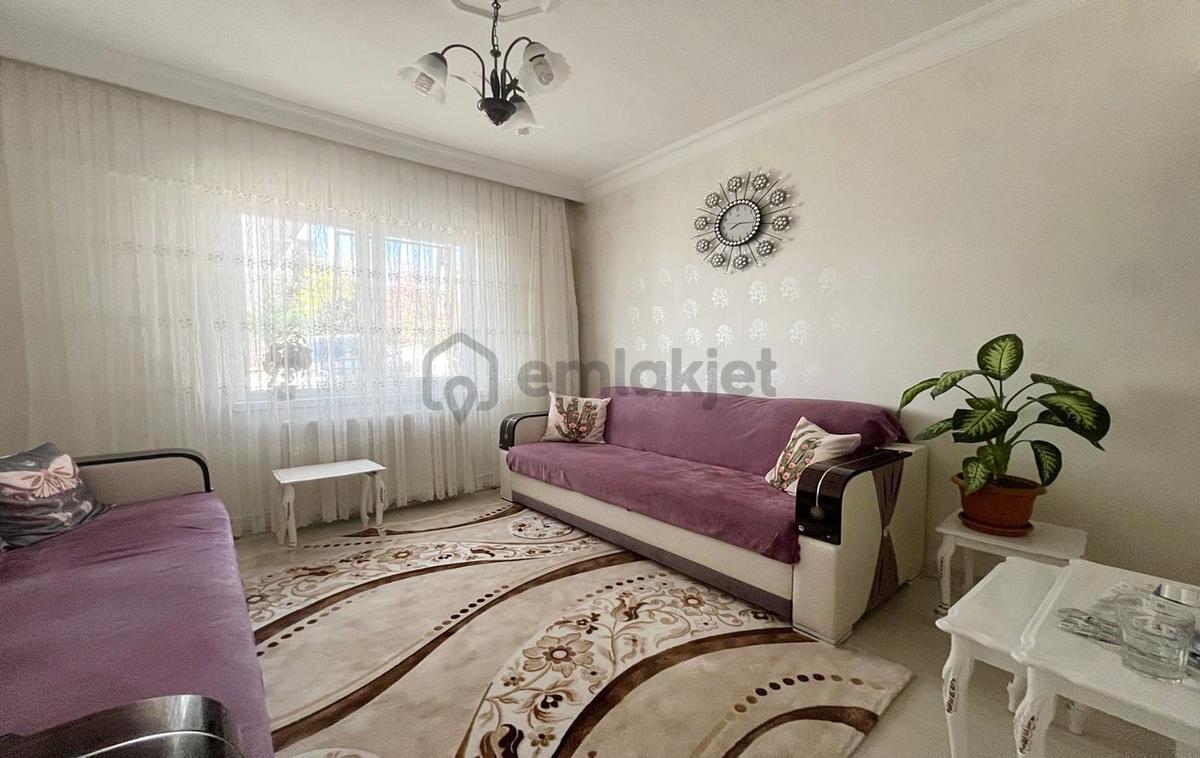 Ufuktepe Mahallesi'nde Teras Balkonlu 2+1 Daire! - 11