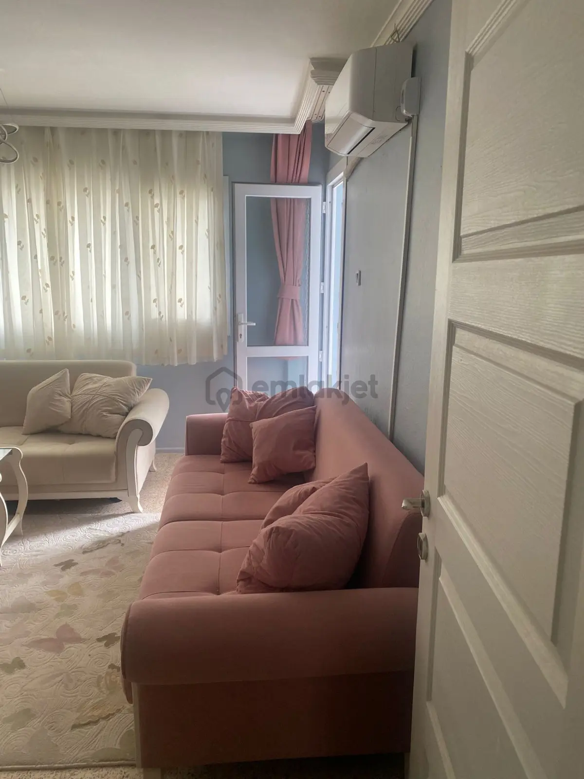 Karababağlar Yurtoğlu Mah. 2+1 Eşyalı Kiralık Ev - 23