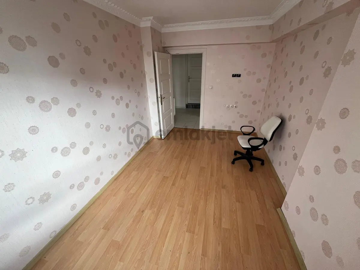Atapark'ta Manzaralı Teras Balkonlu 6+1 Dubleks Daire - 23