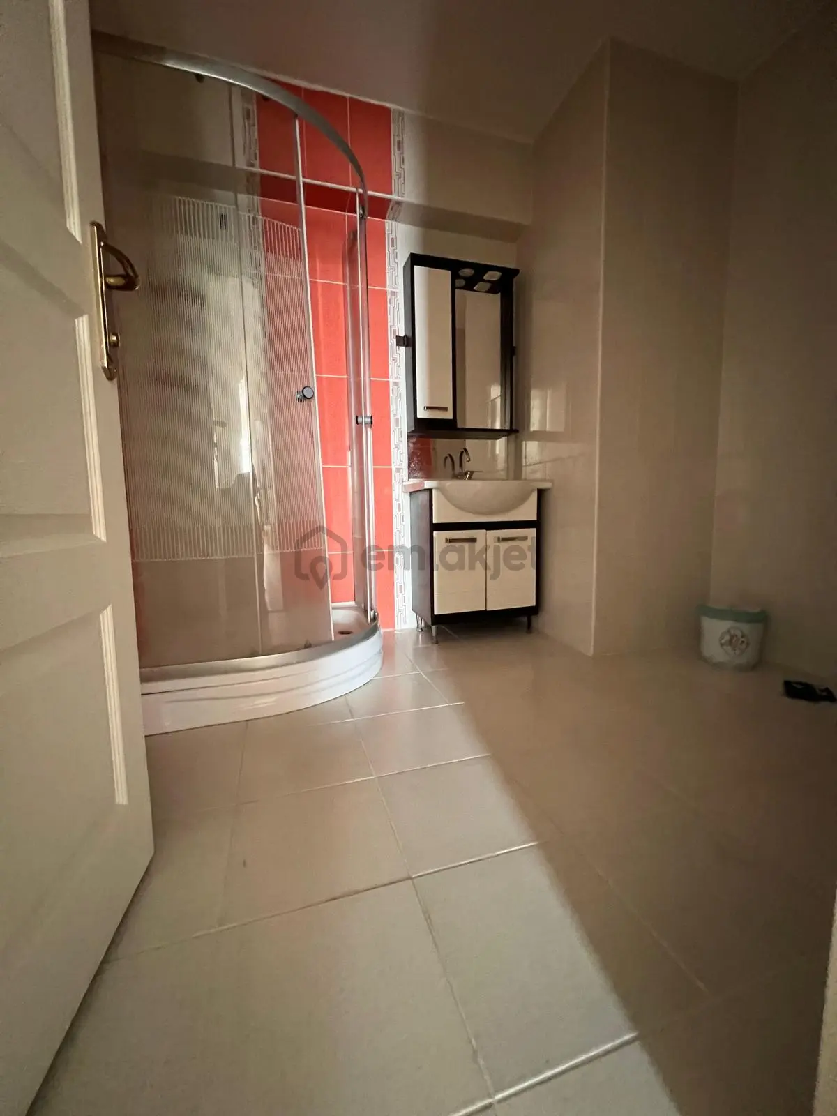 Atapark'ta Manzaralı Teras Balkonlu 6+1 Dubleks Daire - 18