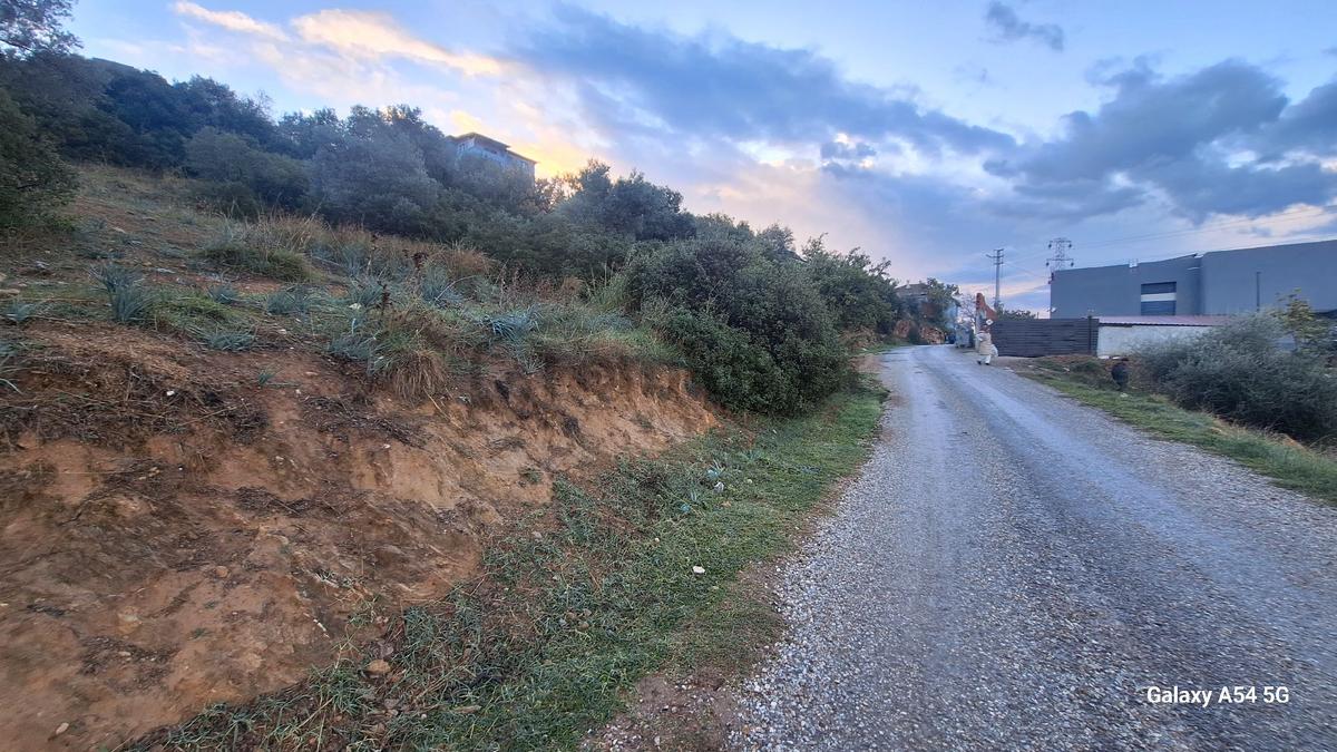 Torbalıda Satılık Arsa 459m² - 21
