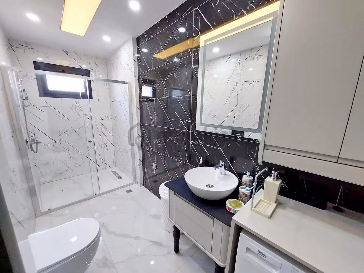 Kuşadası Satılık Özel Havuzlu 4+1 Müstakil Villa - 28