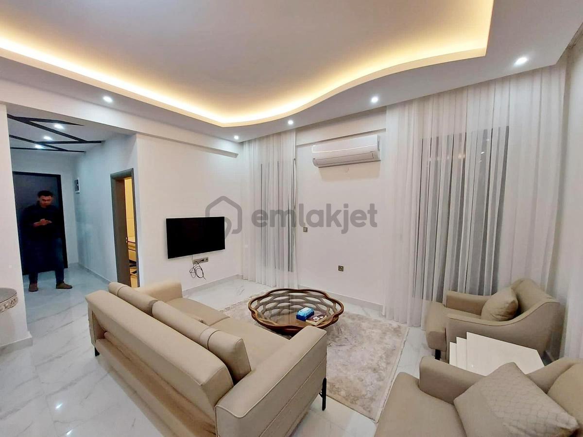 Kuşadası Satılık Özel Havuzlu 4+1 Müstakil Villa - 16