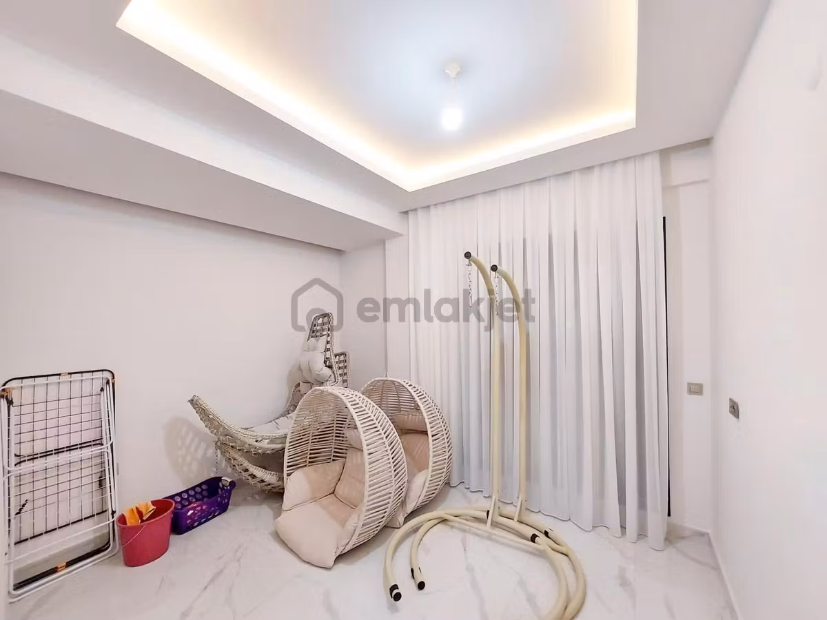 Kuşadası Satılık Özel Havuzlu 4+1 Müstakil Villa - 18
