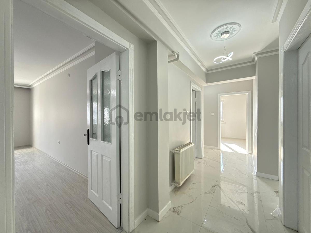 19 Mayıs Cadde Paraleli Full Yapılı 3+1 Daire! - 35