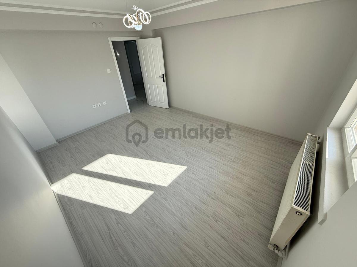 19 Mayıs Cadde Paraleli Full Yapılı 3+1 Daire! - 16