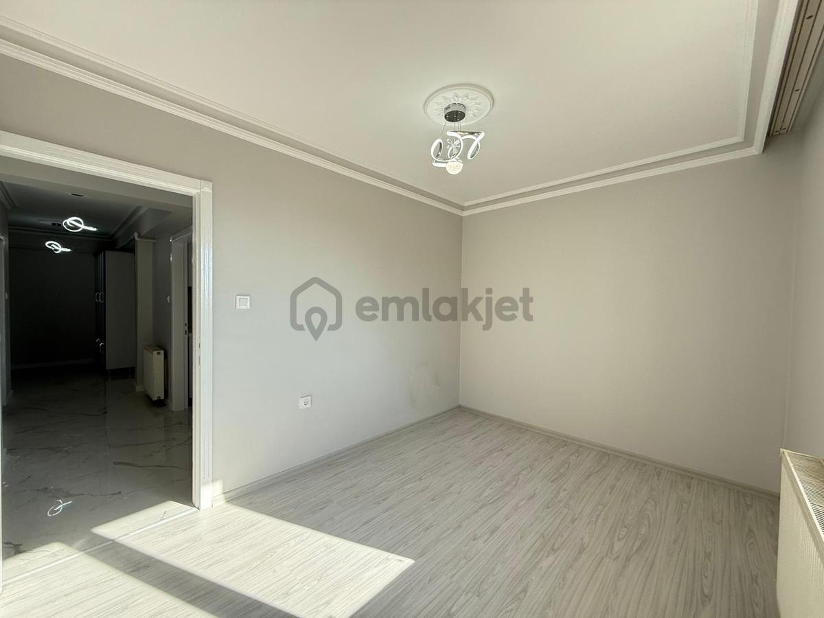 19 Mayıs Cadde Paraleli Full Yapılı 3+1 Daire! - 34