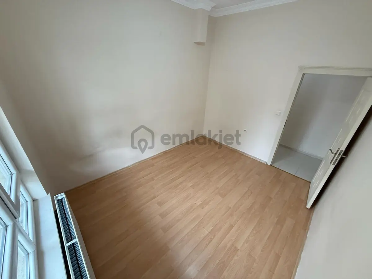 Kuşcağız Mahallesi'nde Ebeveyn Banyolu 3+1 Daire! - 20