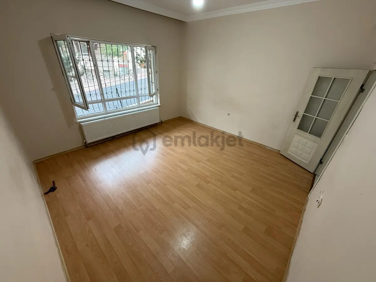 Kuşcağız Mahallesi'nde Ebeveyn Banyolu 3+1 Daire! - 10