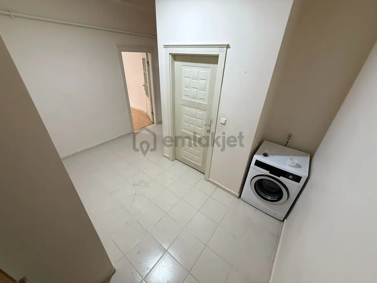 Kuşcağız Mahallesi'nde Ebeveyn Banyolu 3+1 Daire! - 25
