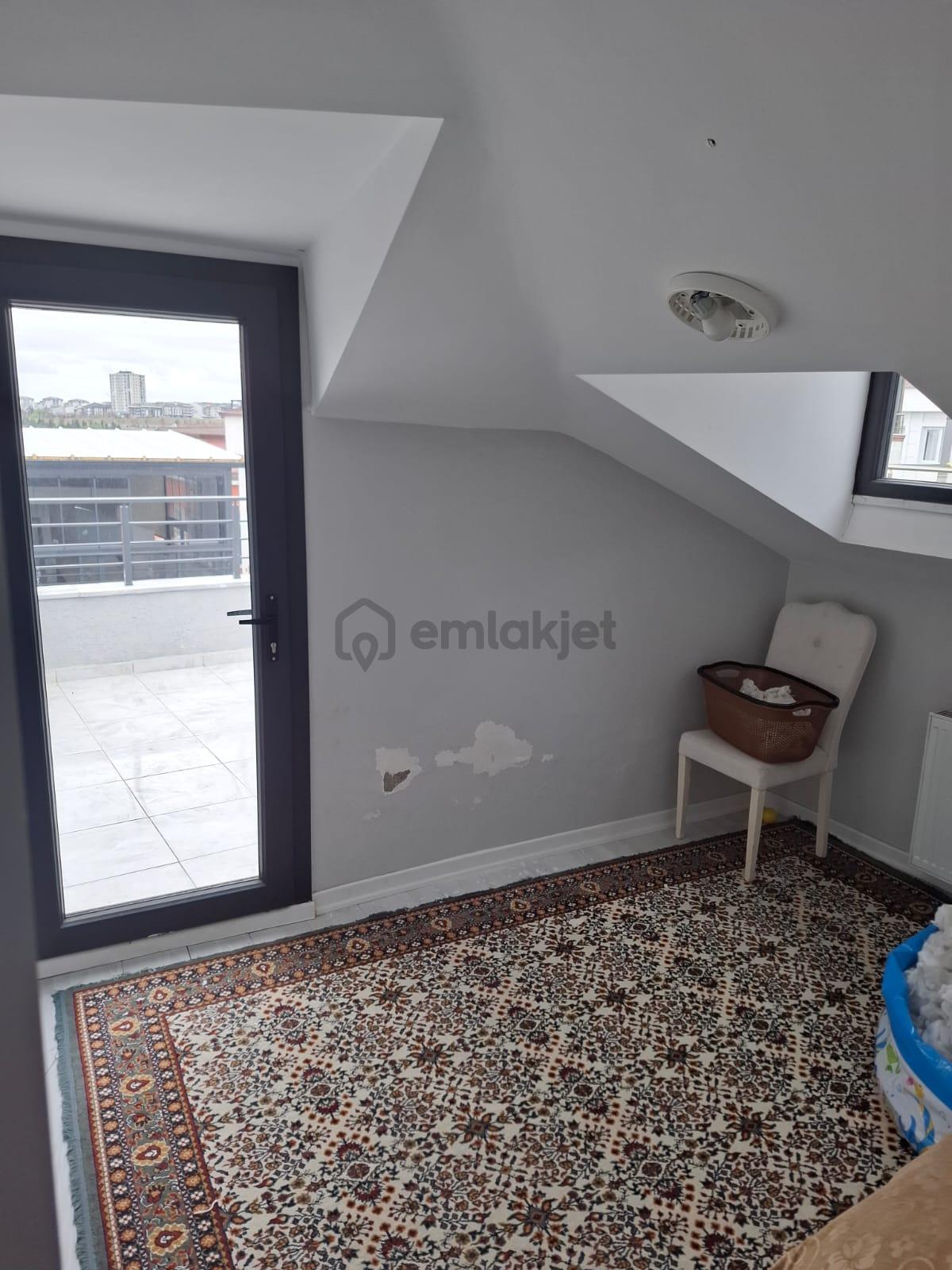 Kanaryada İki Cepheli 3+2 Dubleks Daire - 18