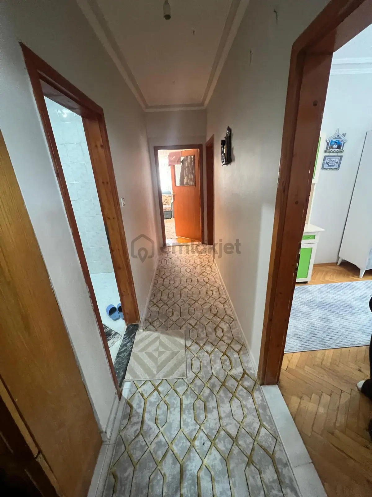 Ufuktepe Mahallesi'nde Çift Balkonlu 3+1 Daire! - 26