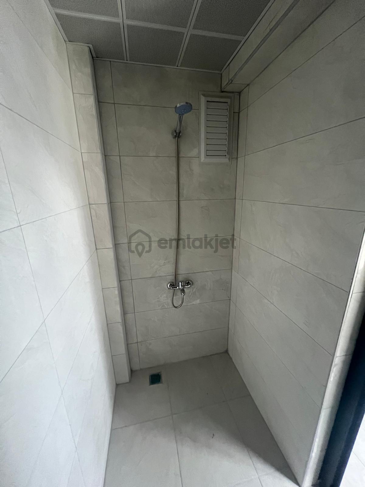 Atapark'ta Manzaralı E.banyolu Sıfır 3+1 Daire - 24