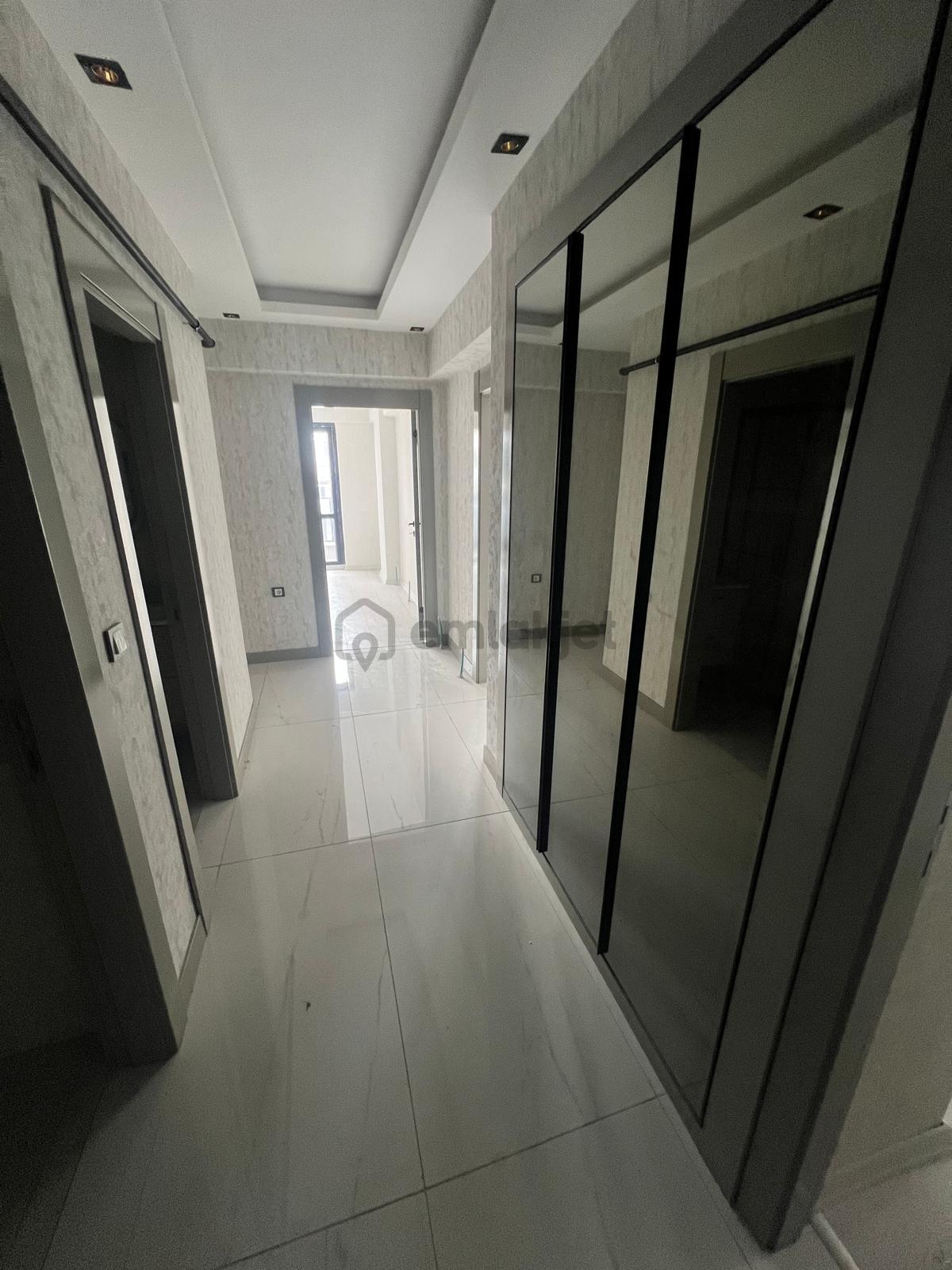 Atapark'ta Manzaralı E.banyolu Sıfır 3+1 Daire - 34