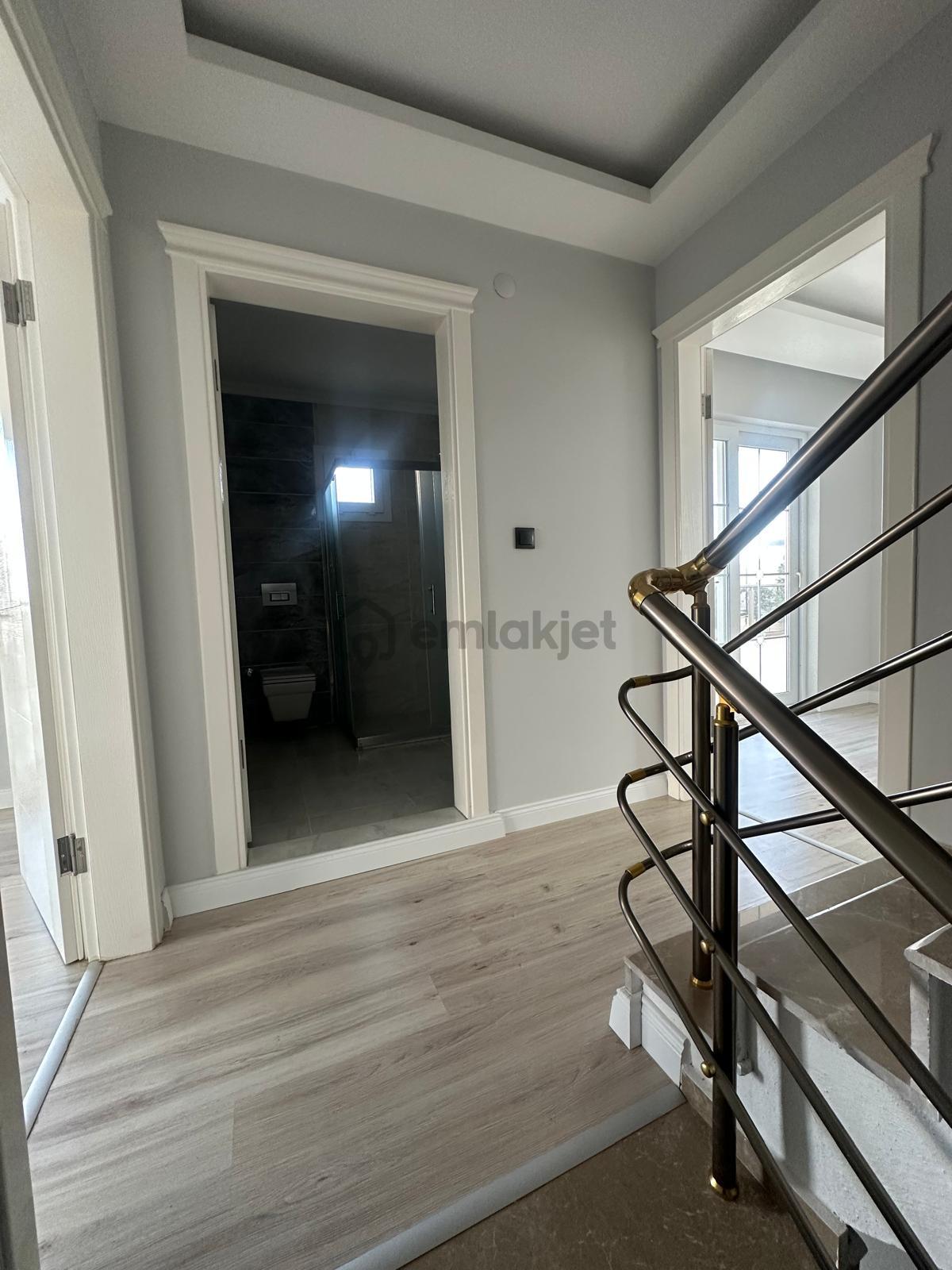 Didim Yeşilkent Te 5+1 Ayrı Mutfak Villa - 24