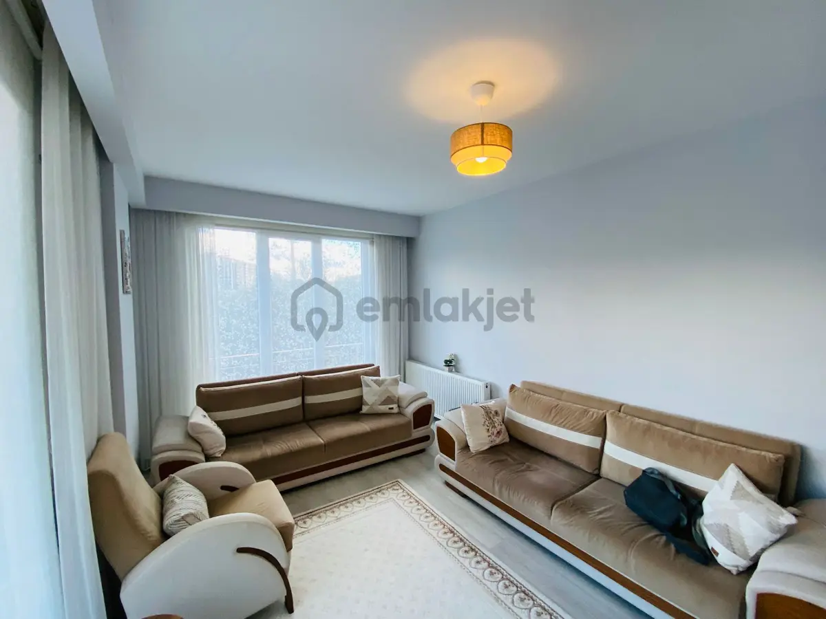 Vitrinden Beykonaklarında Arakat Ebeveyn Banyolu 3+1 - 21