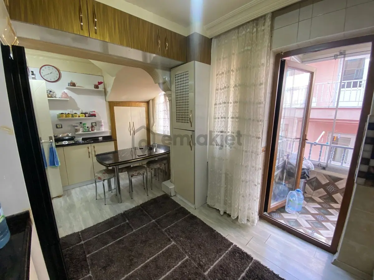 Atapark Mahallesi'nde Cadde Üzerinde 5+1 Teraslı Daire! - 4